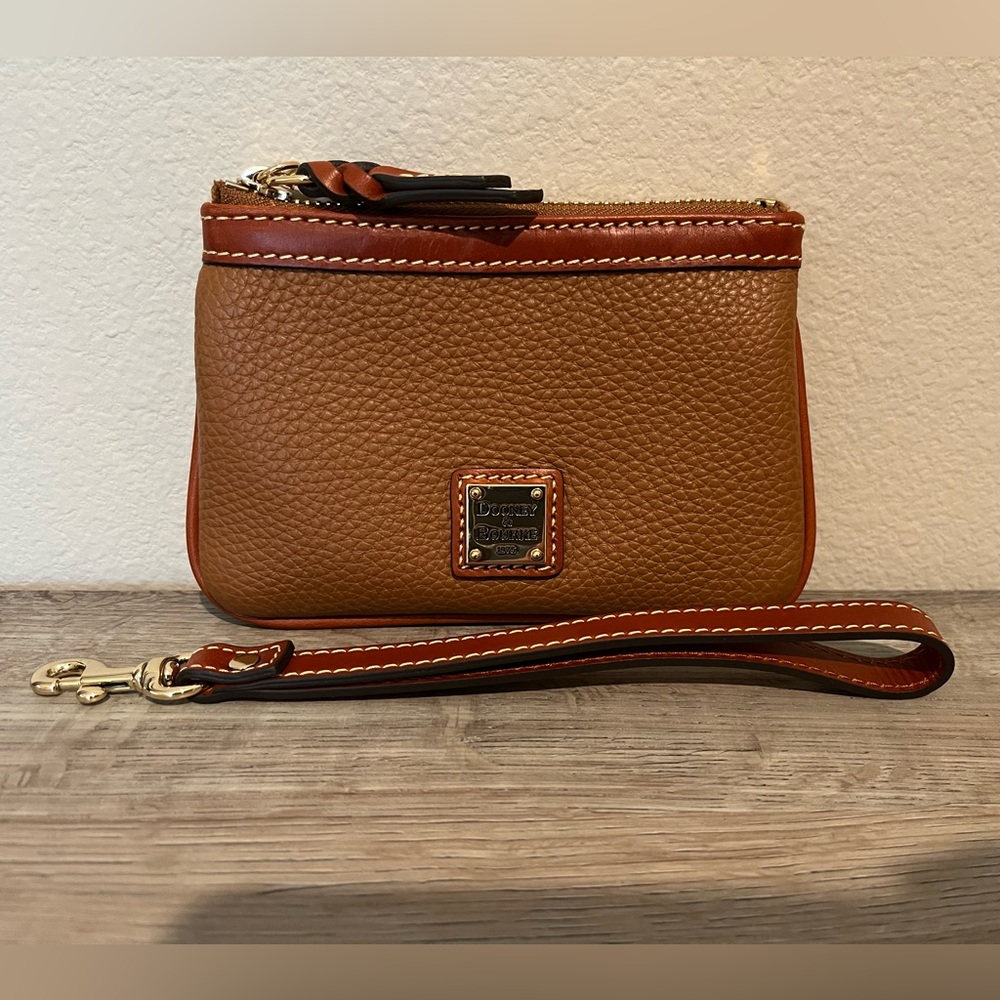 Dooney & Bourke Medium Wristlet - Caramel
